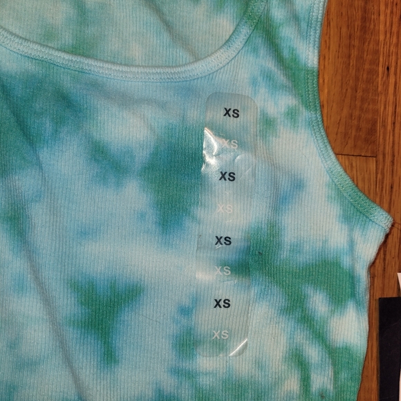 Tie Dye Tank - Picture 3 of 7